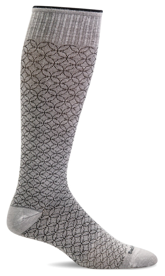 SOCKWELL FEATHERWEIGHT FANCY COMPRESSION 15-20mmHG