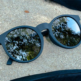 GOODR IT'S NOT BLACK IT'S OBSIDIAN