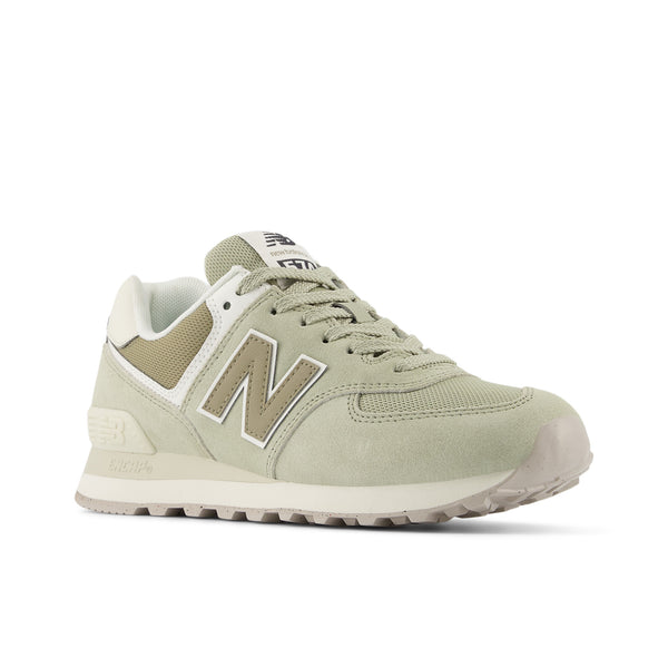 NEW BALANCE 574 GREEN WOMEN S SHOES n FEET