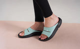 OOFOS OOAHH LUXE SLIDE