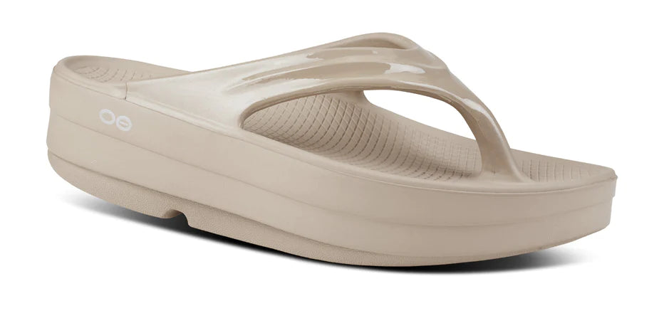 OOFOS – SHOES-n-FEET